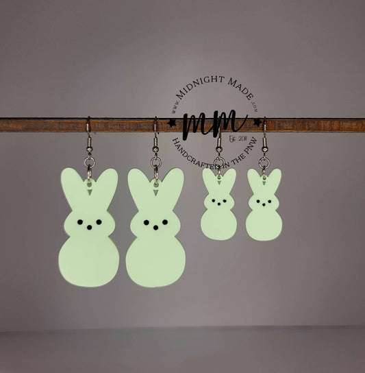 Mommy and Me Easter Earrings. Marshmallow Peep bunny Spring drop dangle earrings. Midnight Made. Green Bunnies